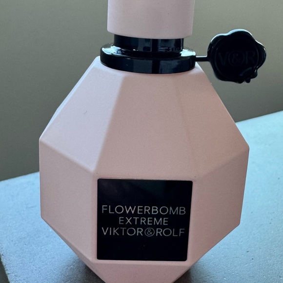 BRAND NEW Viktor & Rolf Flowerbomb Extreme Perfume - Pink - Picture 3 of 6